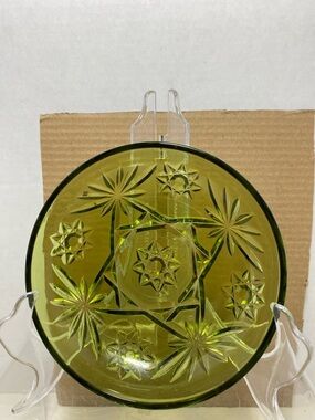 Vintage early American press, cut glass avocado green 5.5 inch bowl